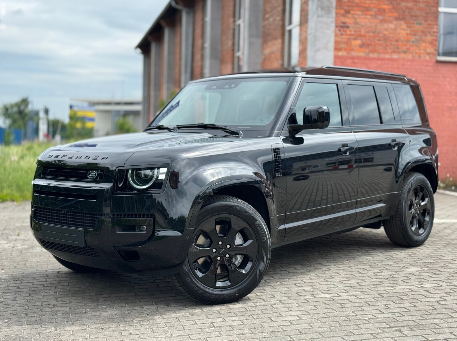 Defender MY26 3.0D I6 350 PS AWD Auto X-Dynamic SE 110