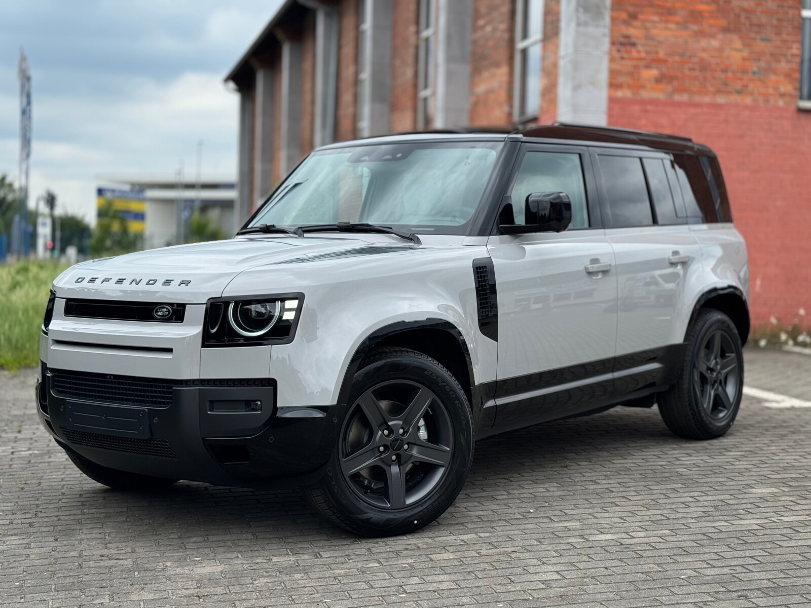 Defender MY26 3.0D I6 250 PS AWD Auto X-Dynamic SE 110