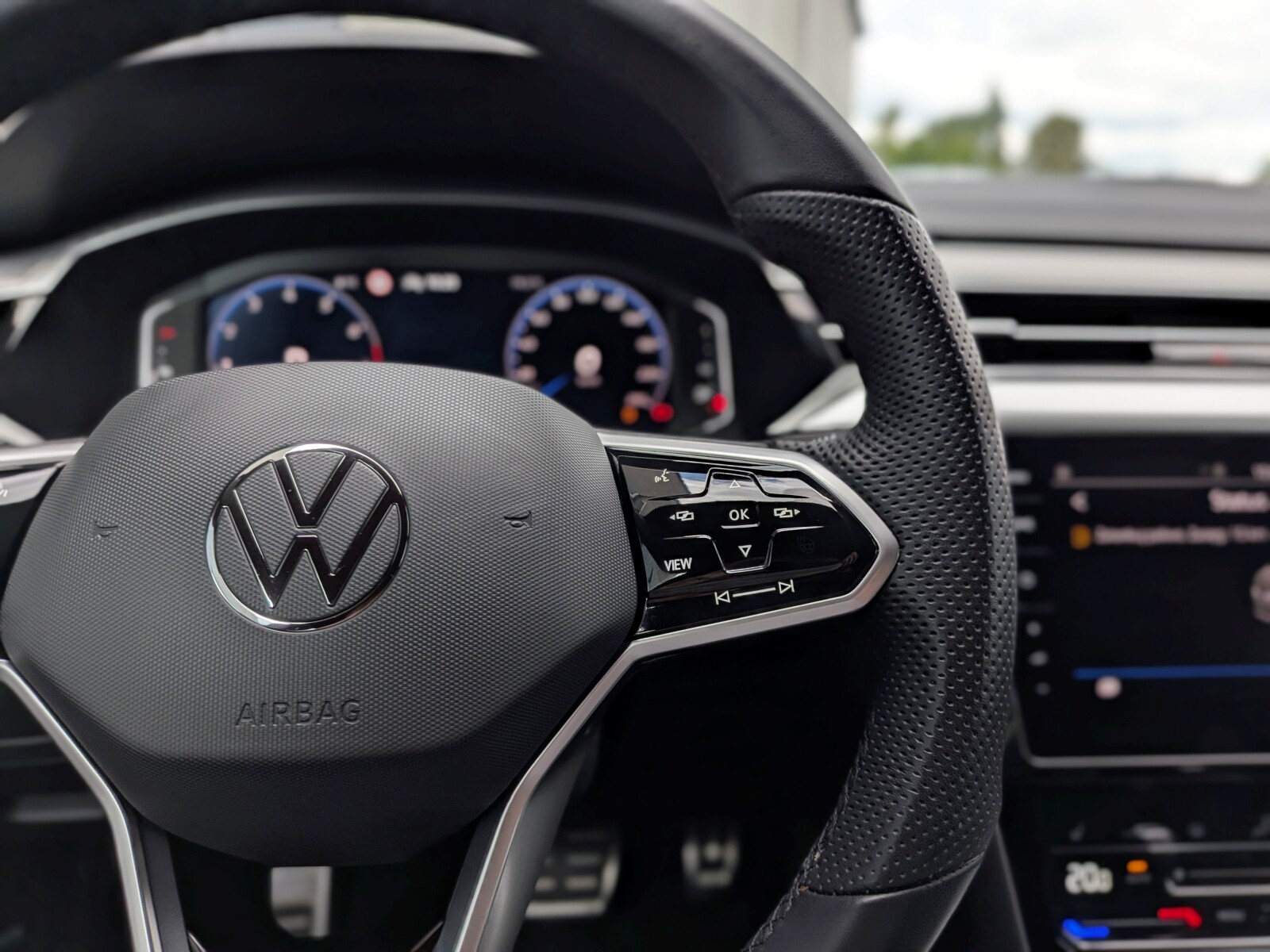 Volkswagen Arteon - zdjęcie 18