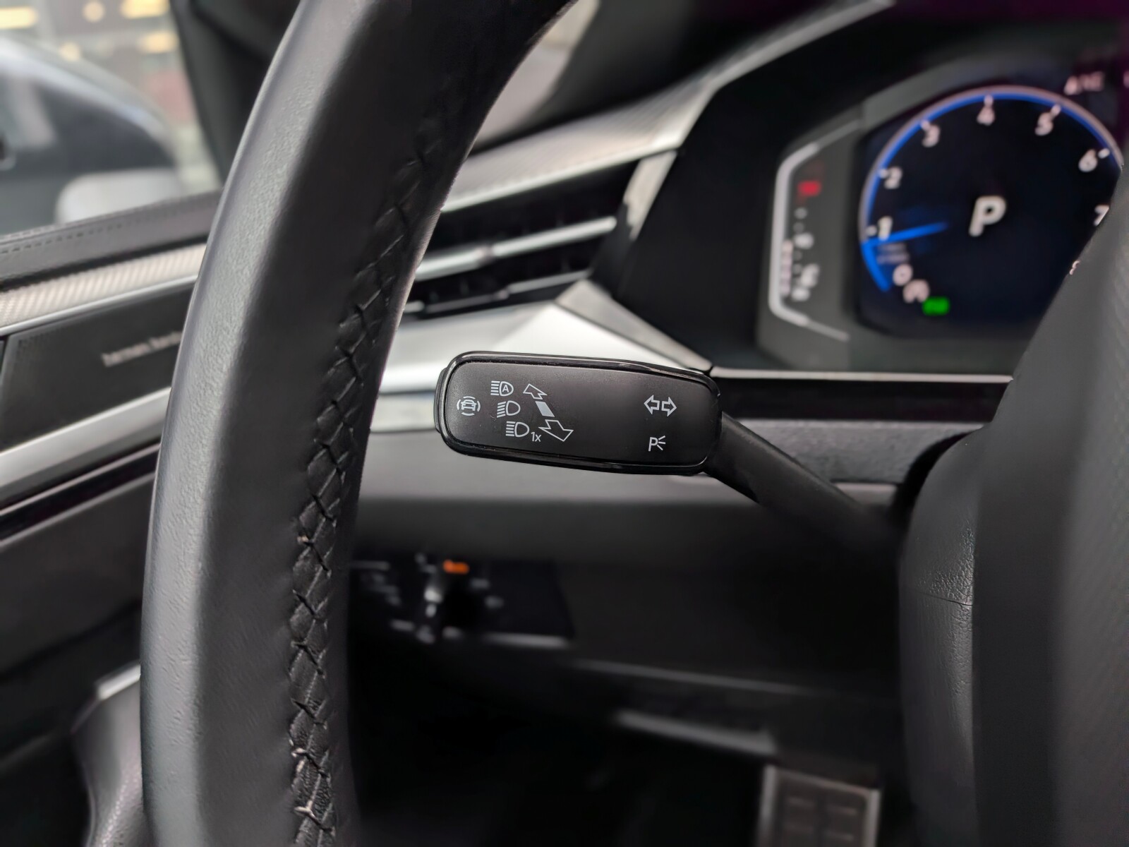 Volkswagen Arteon - zdjęcie 19