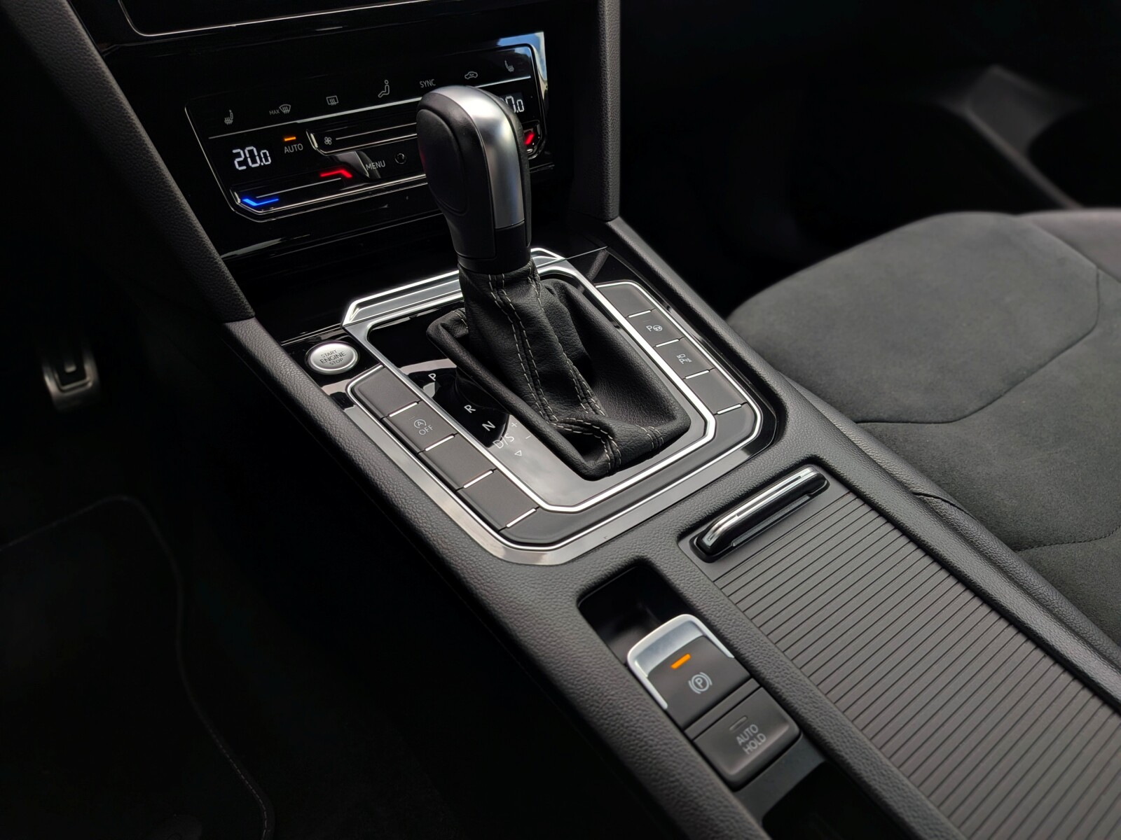 Volkswagen Arteon - zdjęcie 29