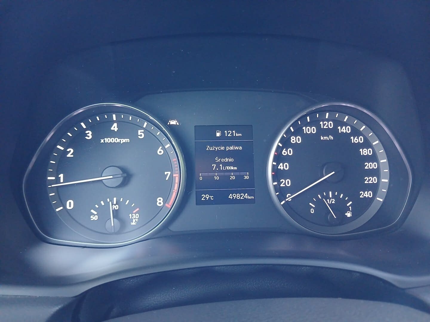 Hyundai i30 - zdjęcie 23