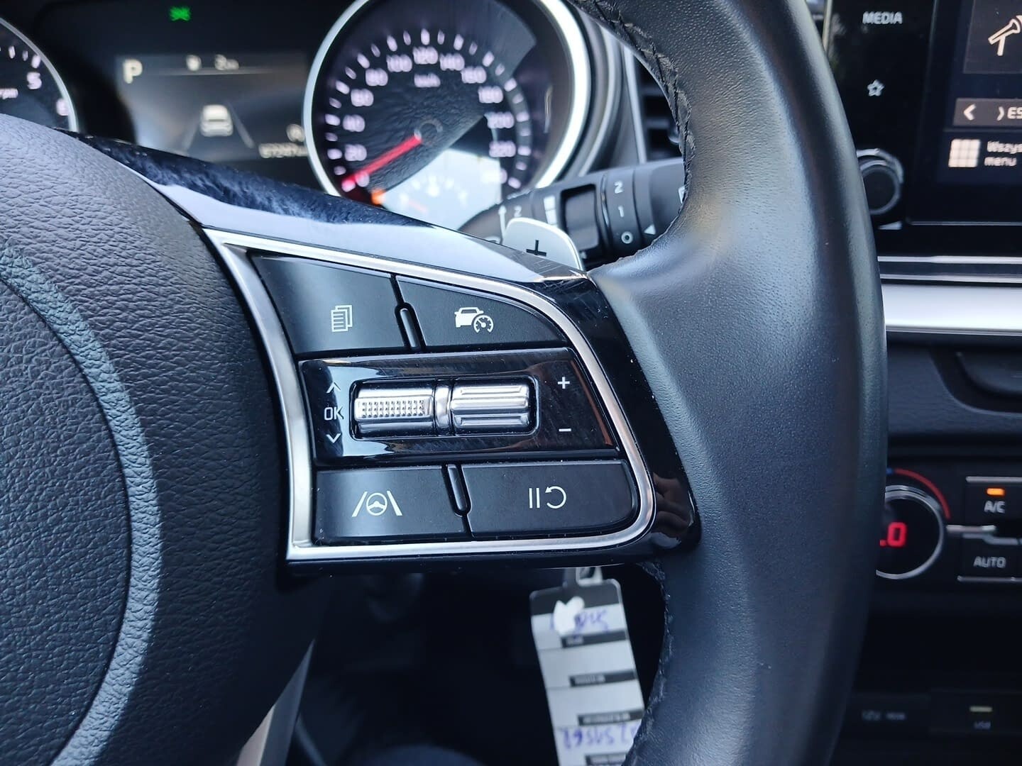 Kia Ceed - zdjęcie 13