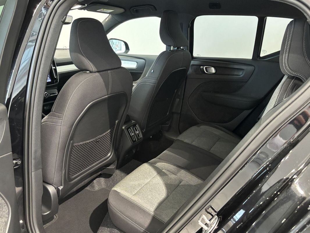 Volvo XC 40 - zdjęcie 22