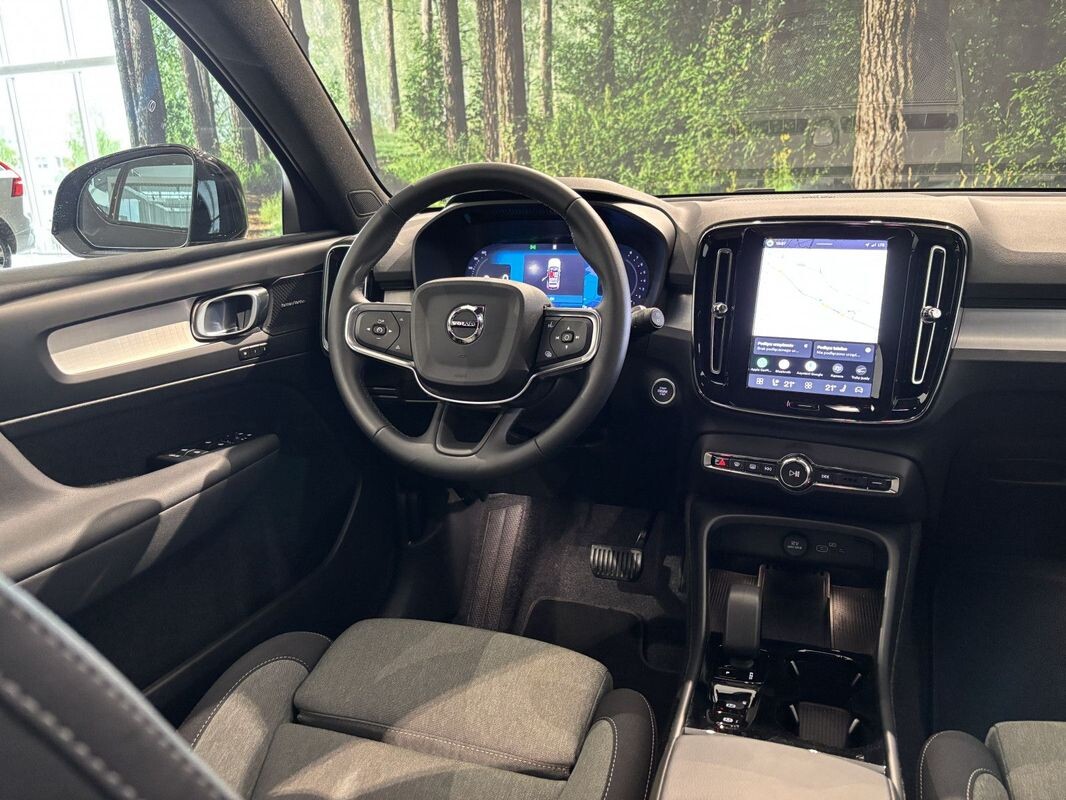 Volvo XC 40 - zdjęcie 12