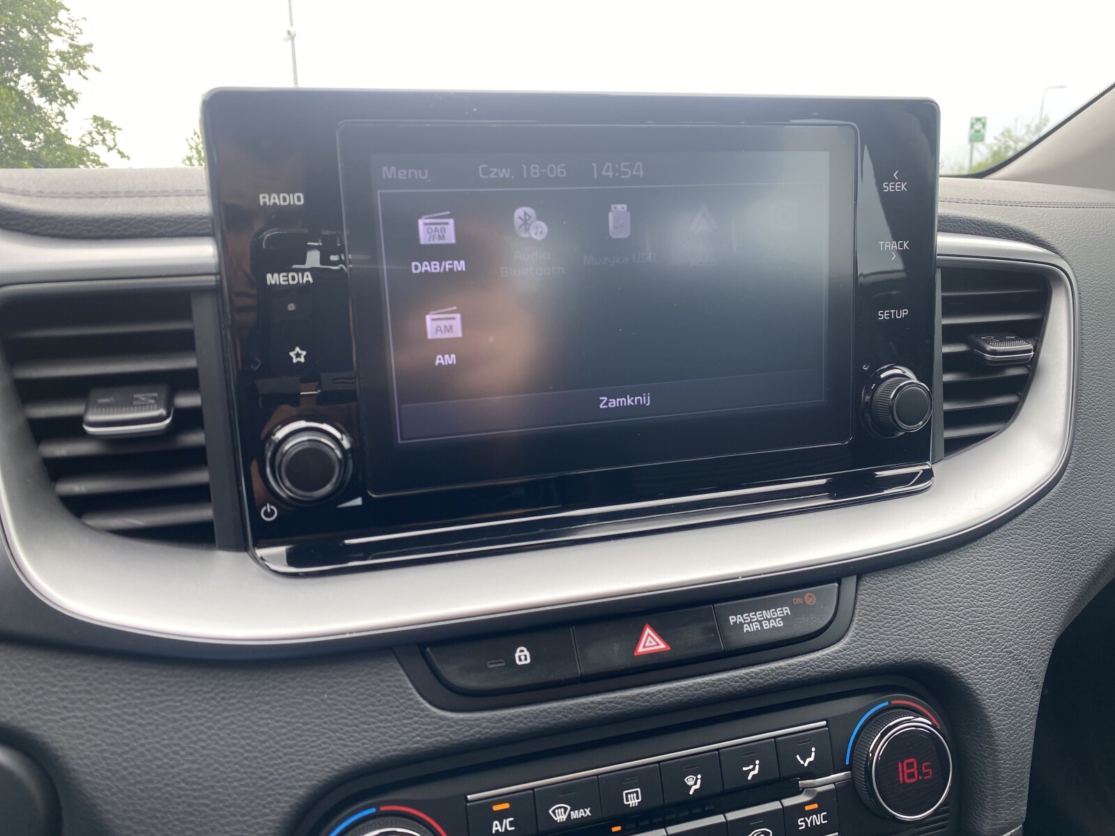 Kia Ceed - zdjęcie 21