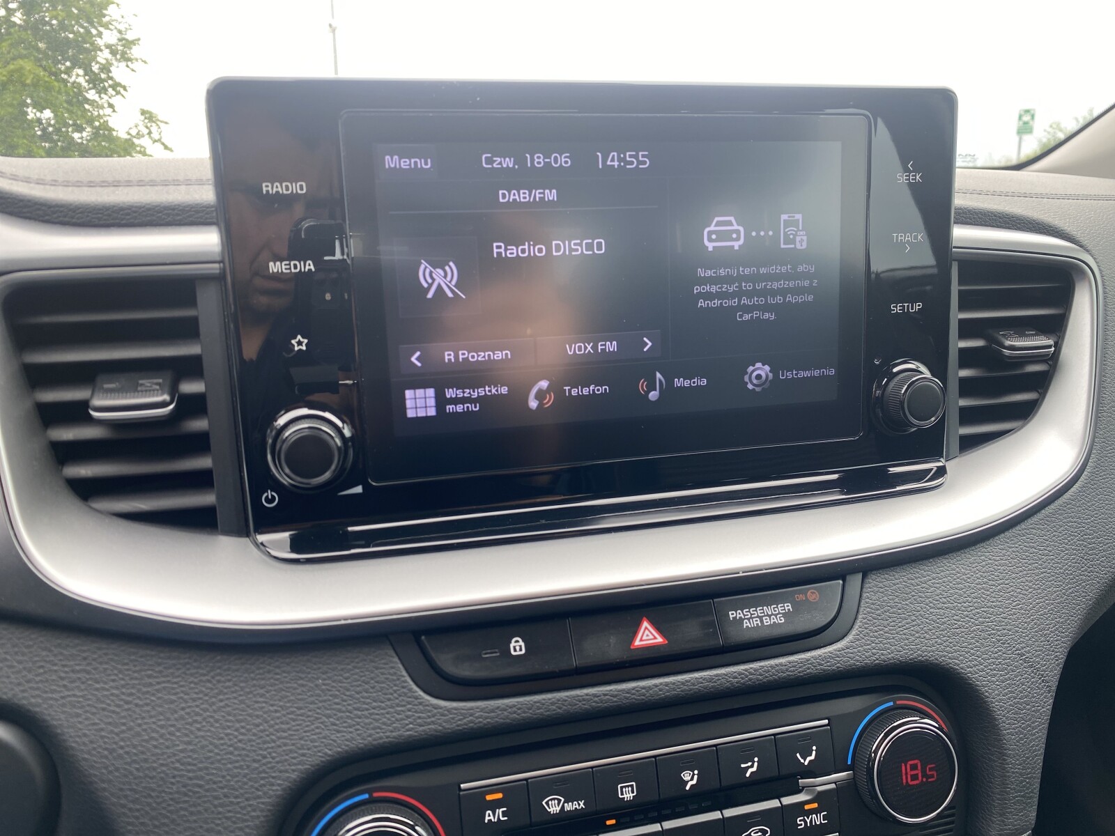 Kia Ceed - zdjęcie 23