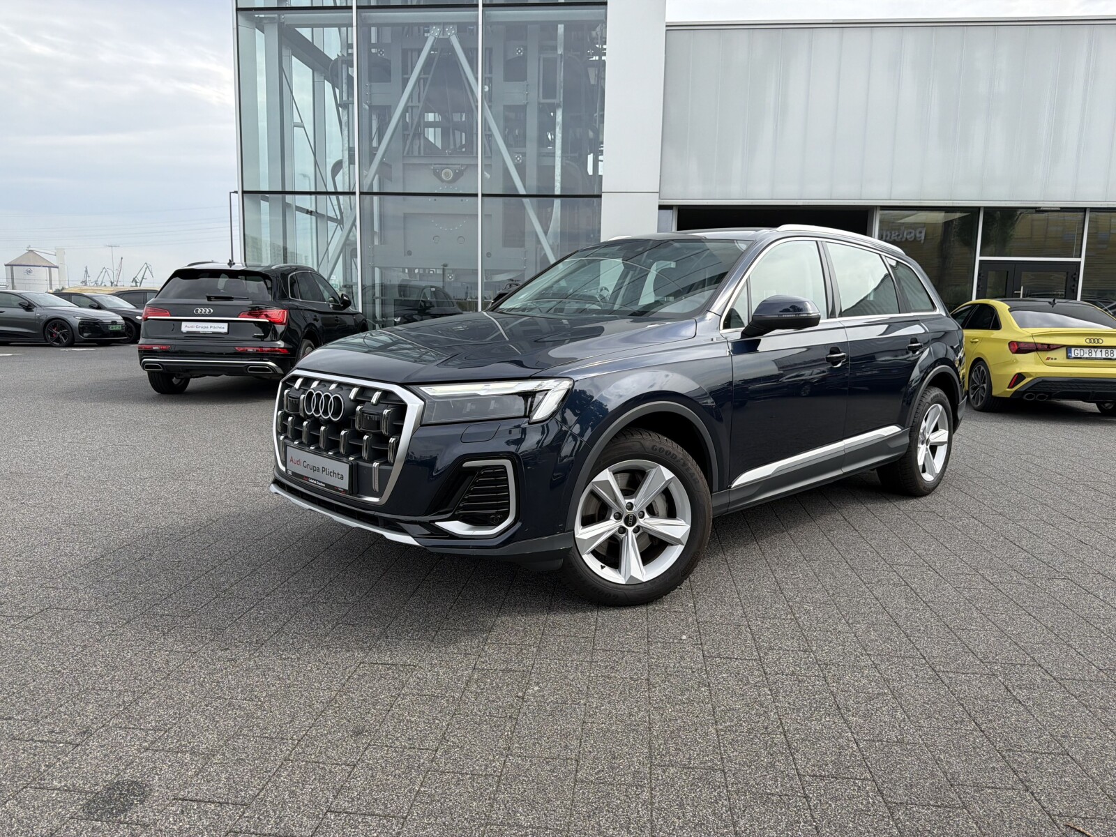Audi Q7 - zdjęcie 9
