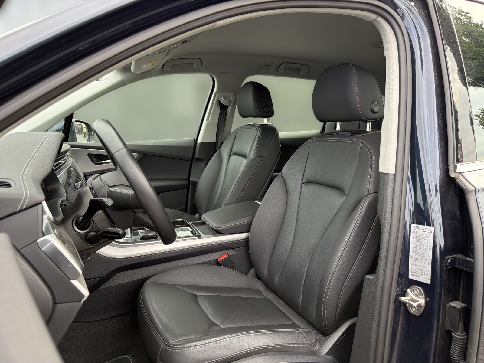 Audi Q7 - zdjęcie 15