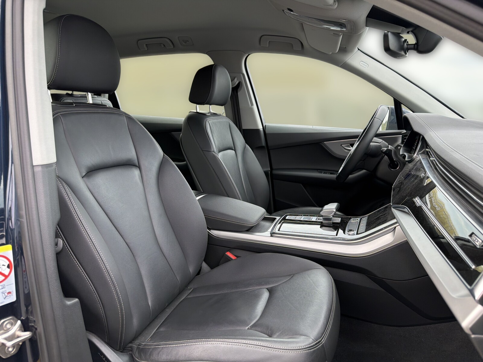 Audi Q7 - zdjęcie 21