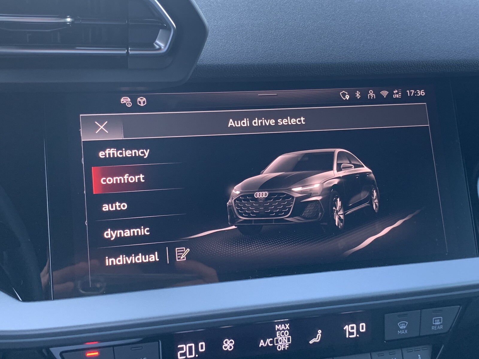 Audi A3 Limousine - zdjęcie 24
