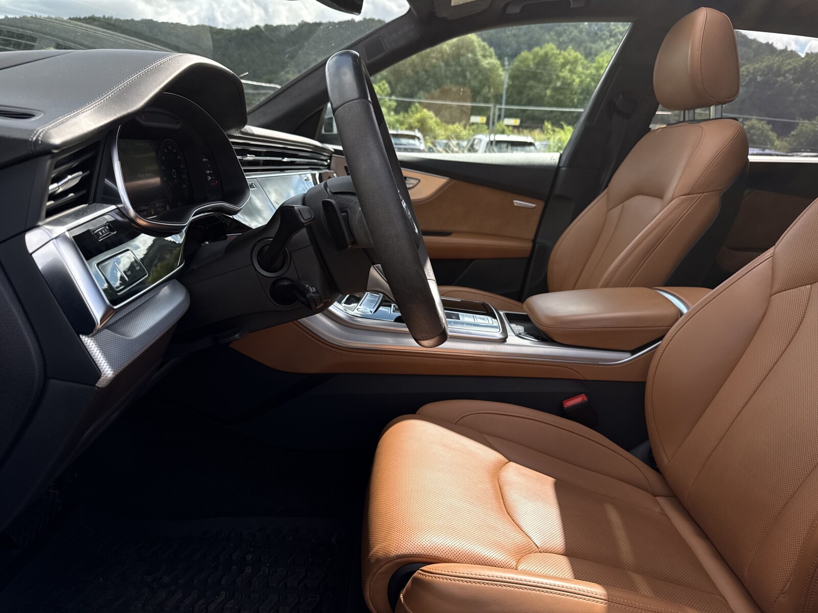 Audi Q8 - zdjęcie 10