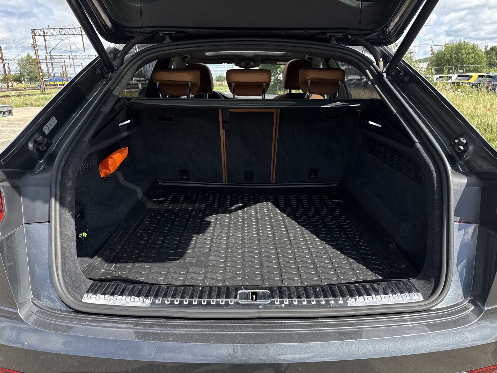 Audi Q8 - zdjęcie 33