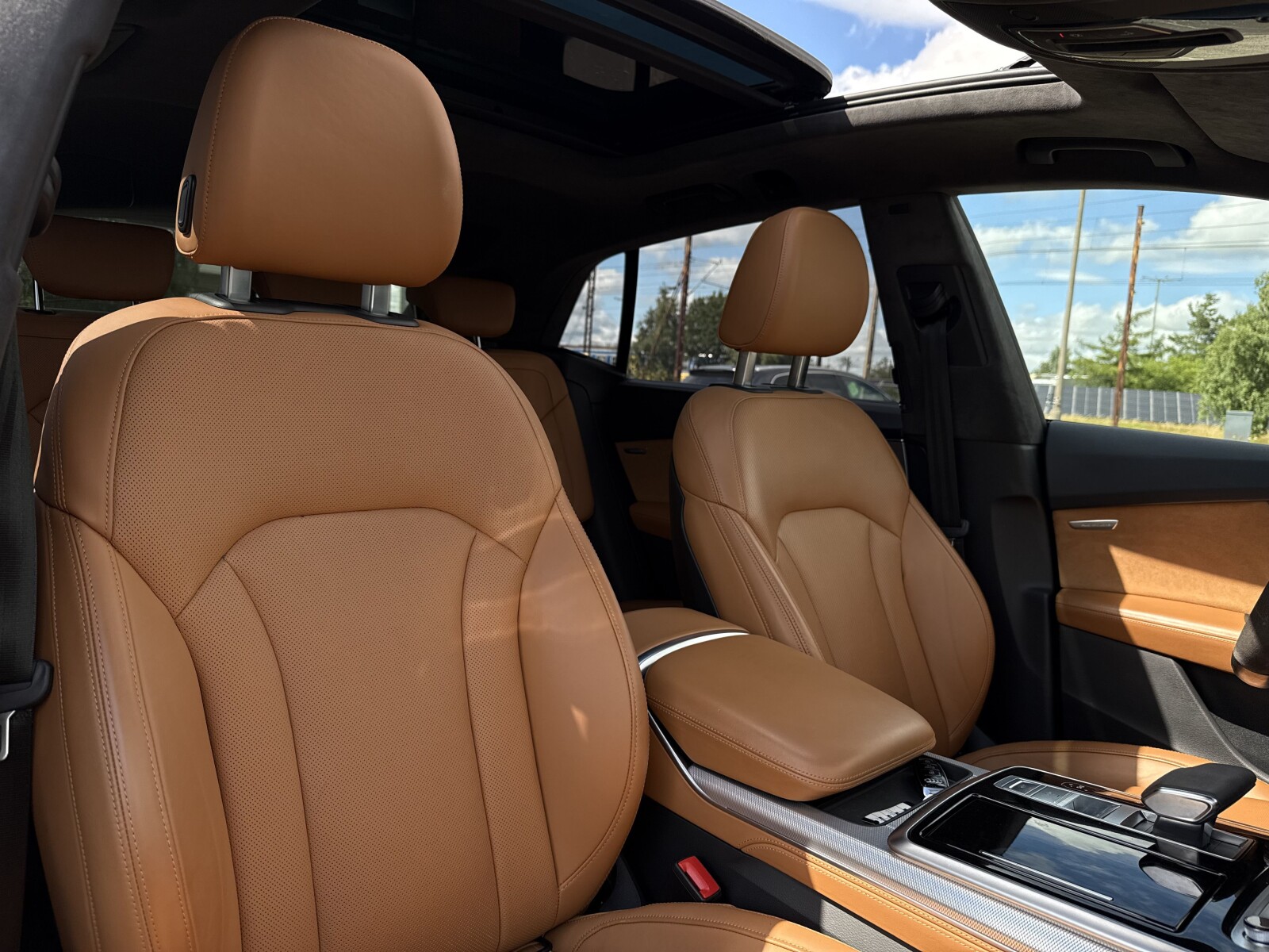 Audi Q8 - zdjęcie 14