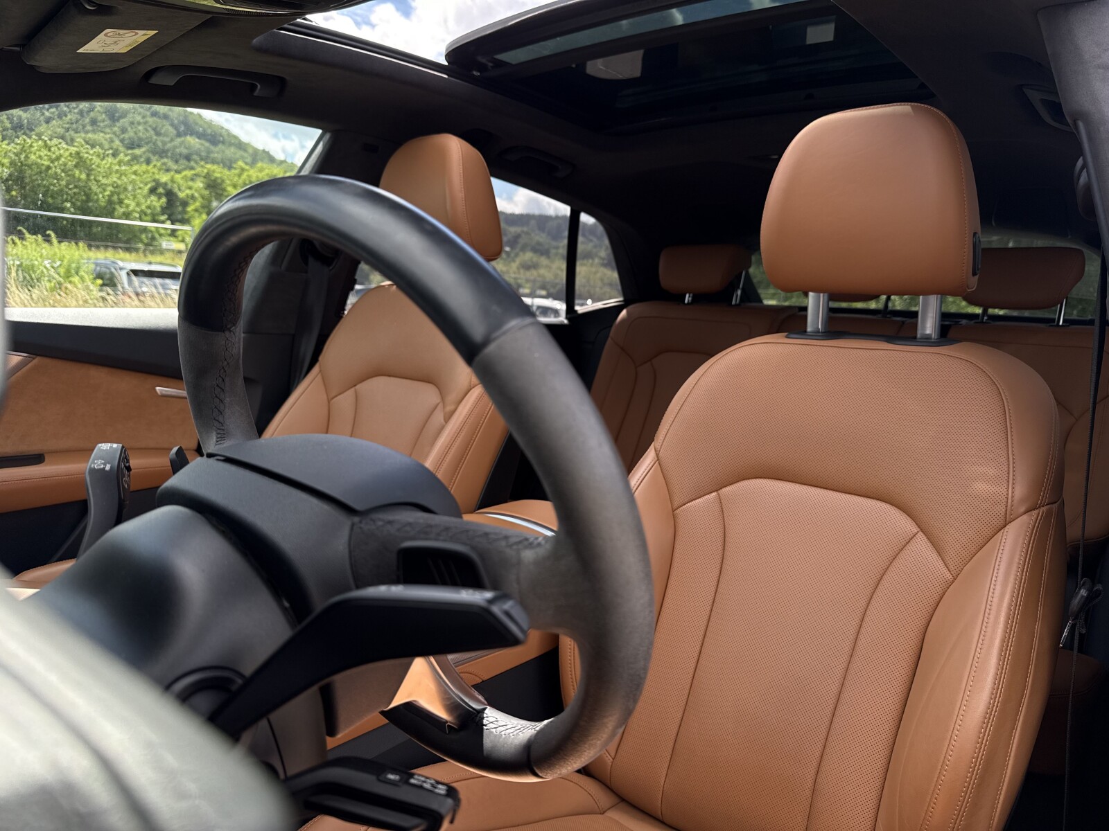 Audi Q8 - zdjęcie 12