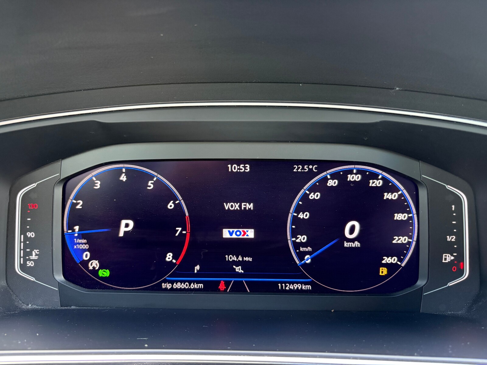 Volkswagen Tiguan - zdjęcie 21