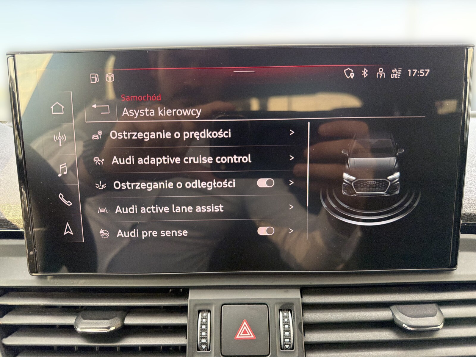 Audi SQ5 Sportback - zdjęcie 33