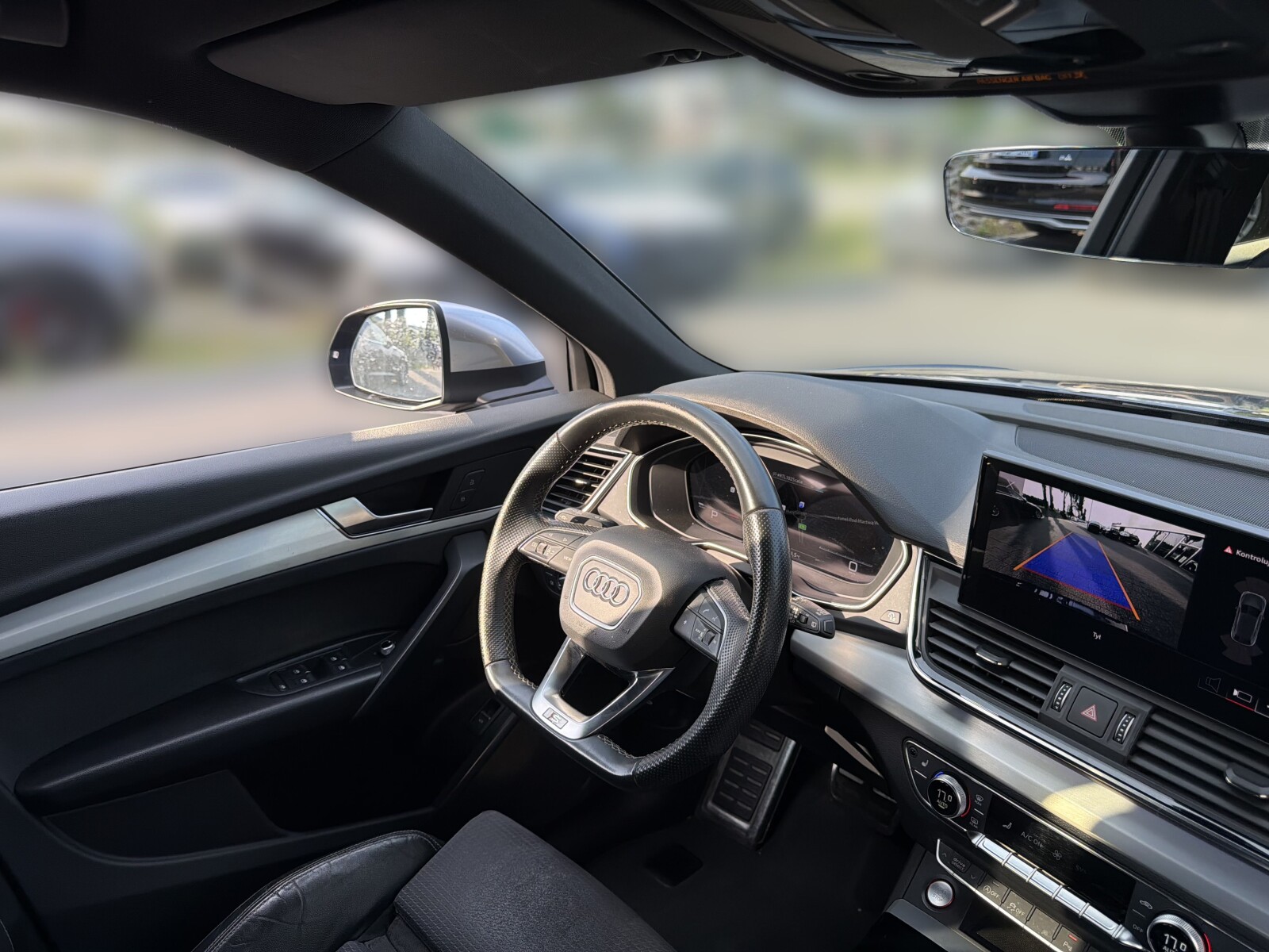 Audi SQ5 Sportback - zdjęcie 21