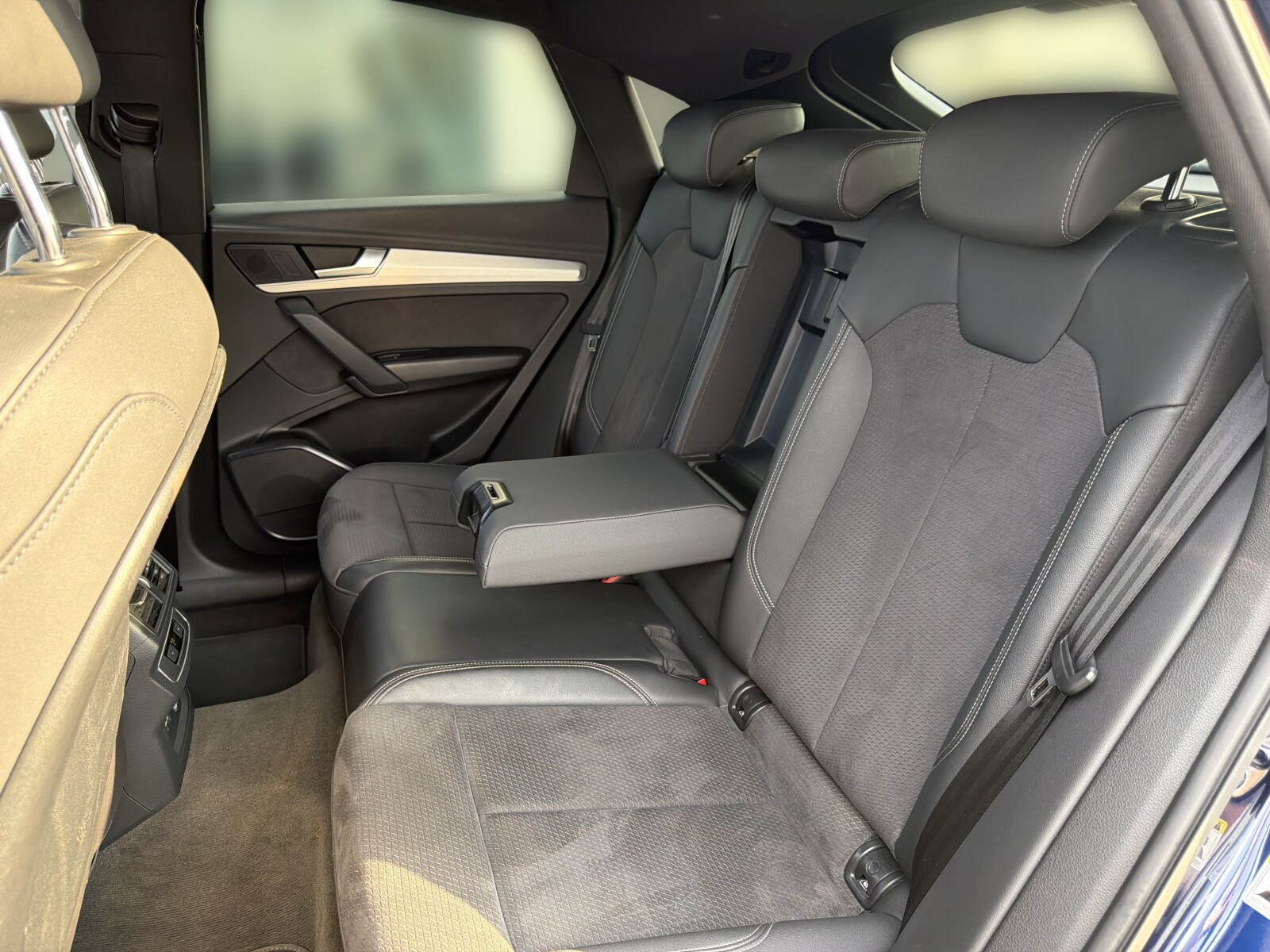 Audi SQ5 Sportback - zdjęcie 15
