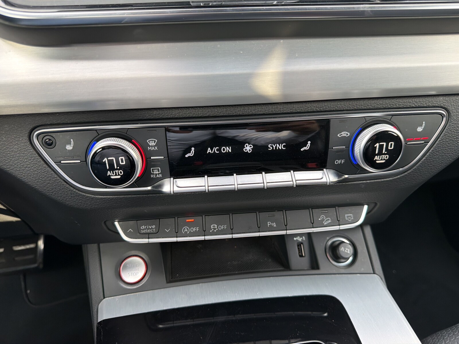 Audi SQ5 Sportback - zdjęcie 24