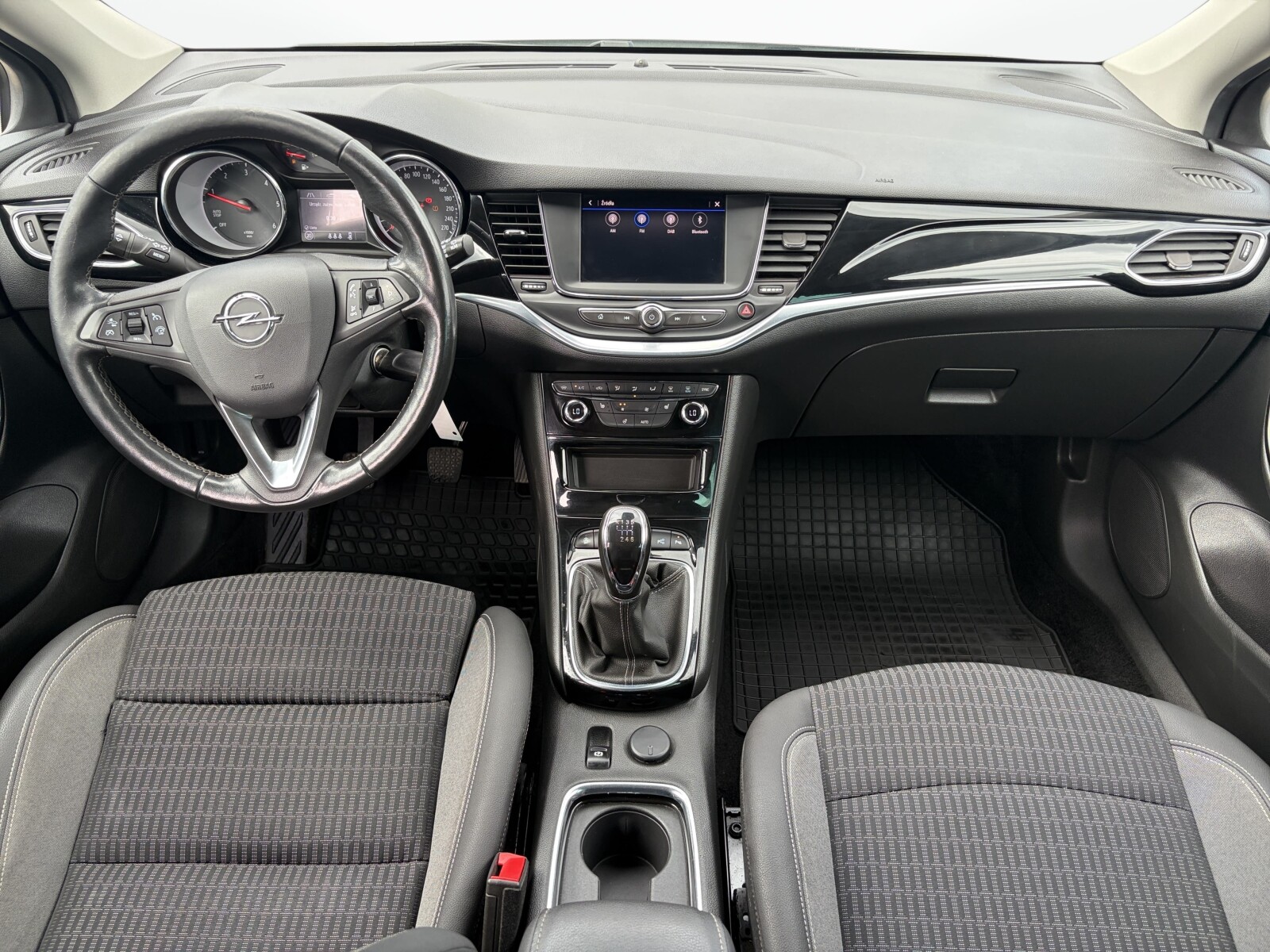 Opel Astra - zdjęcie 10