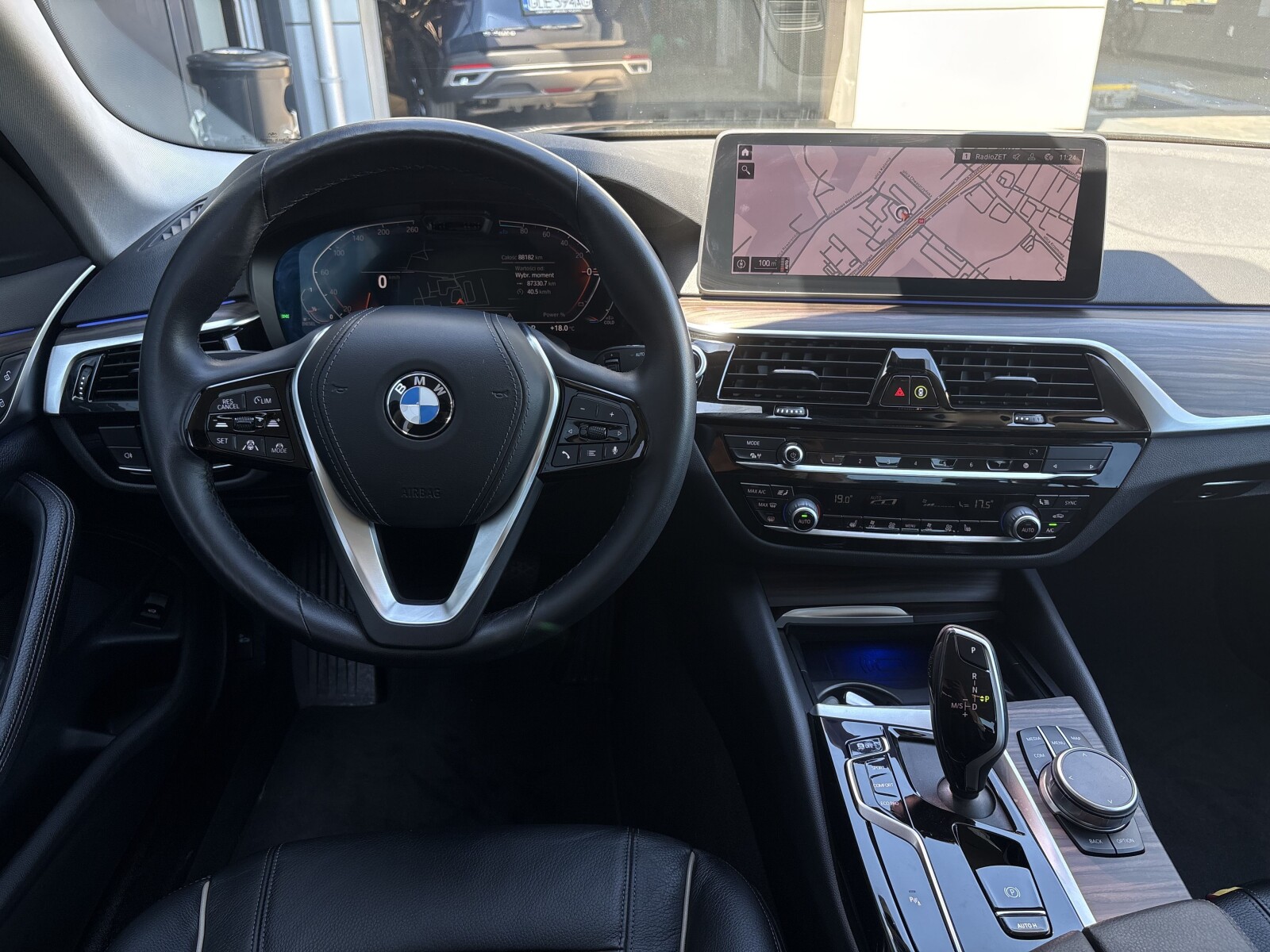 BMW 520 - zdjęcie 13