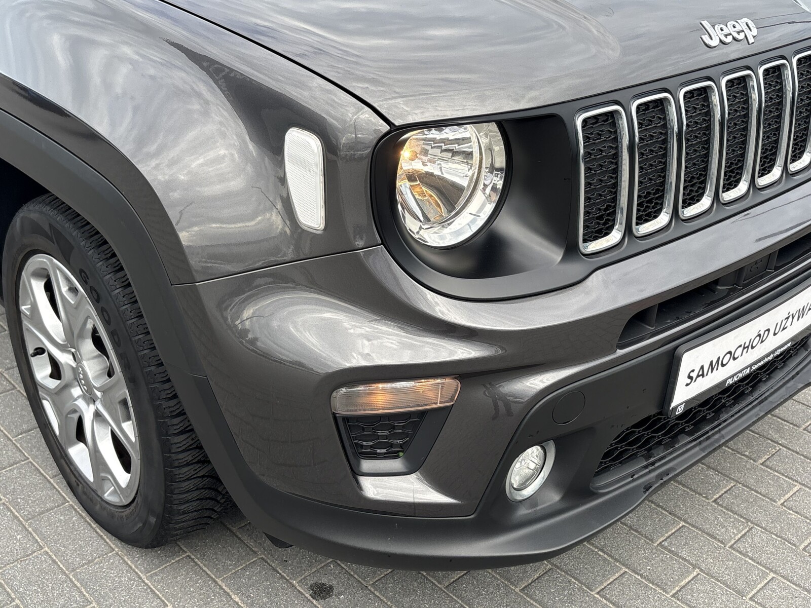 Jeep Renegade - zdjęcie 30