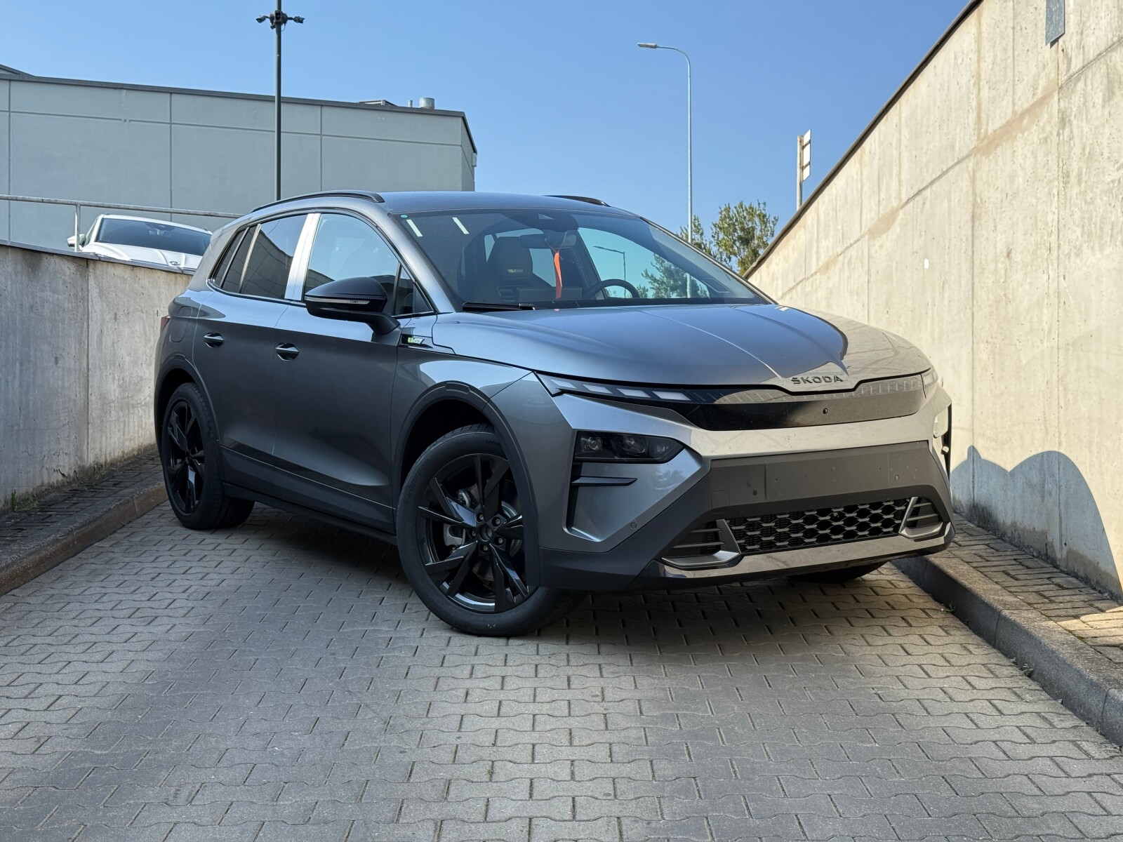 RS 340 KM 4x4 P.Advanced+pompa Ciepła+kabel Do ładowania Wkrótce !