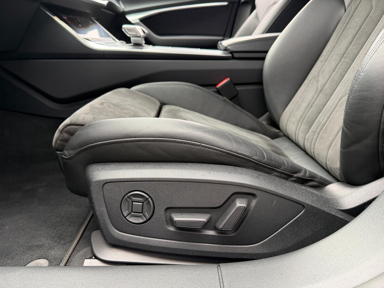 Audi A7 Sportback - zdjęcie 14