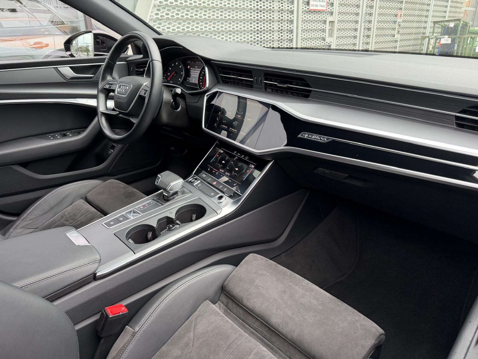 Audi A7 Sportback - zdjęcie 24