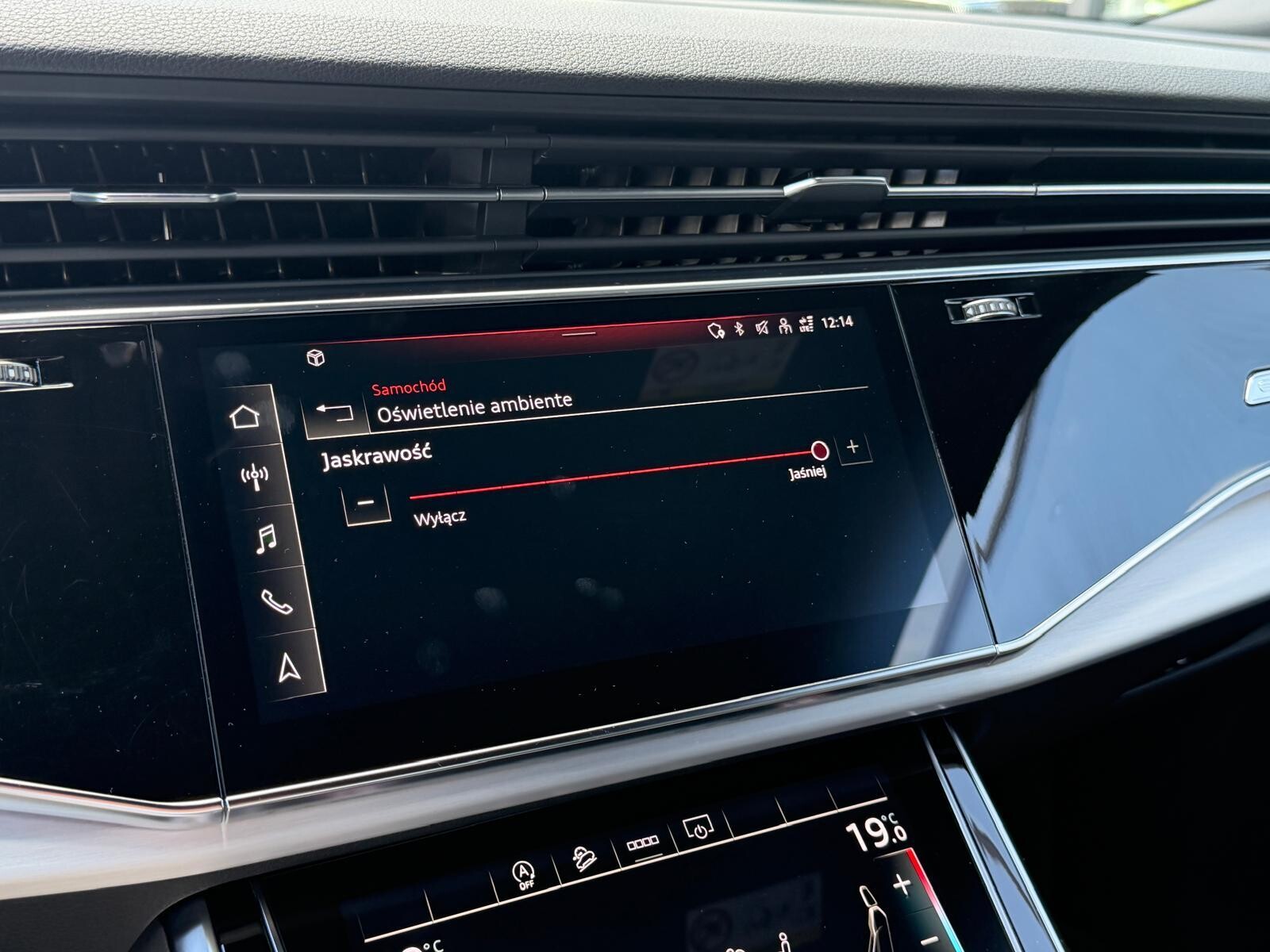 Audi SQ8 - zdjęcie 39