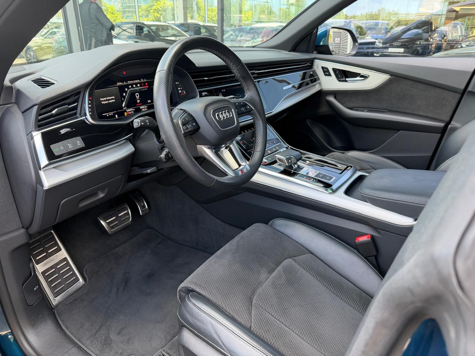 Audi SQ8 - zdjęcie 14