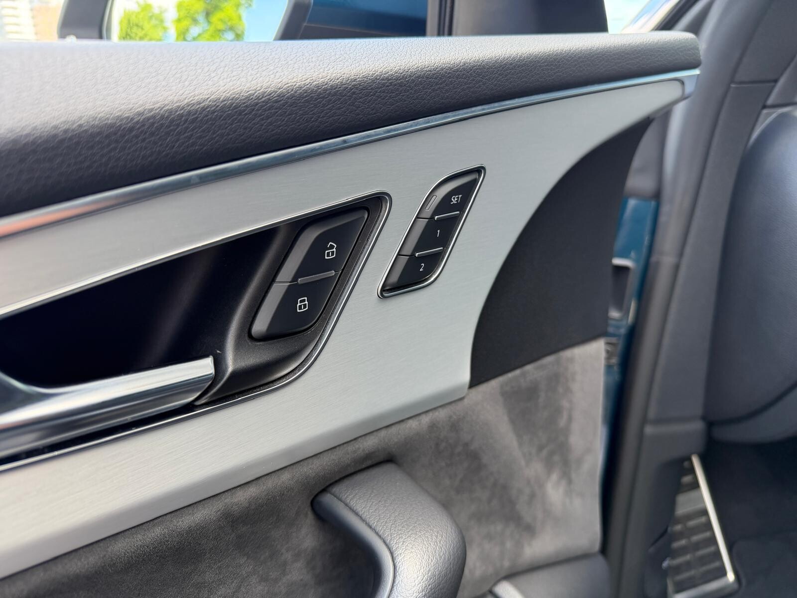 Audi SQ8 - zdjęcie 21