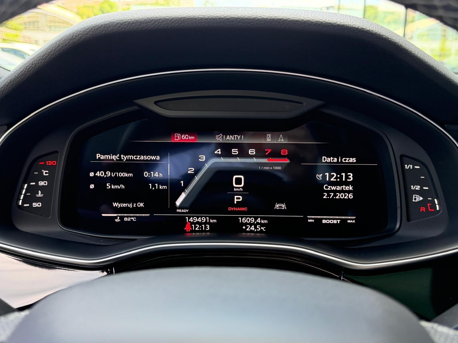 Audi SQ8 - zdjęcie 32