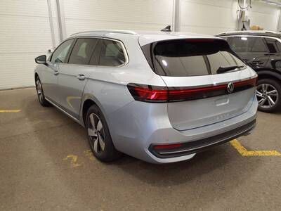Volkswagen Passat - zdjęcie 3