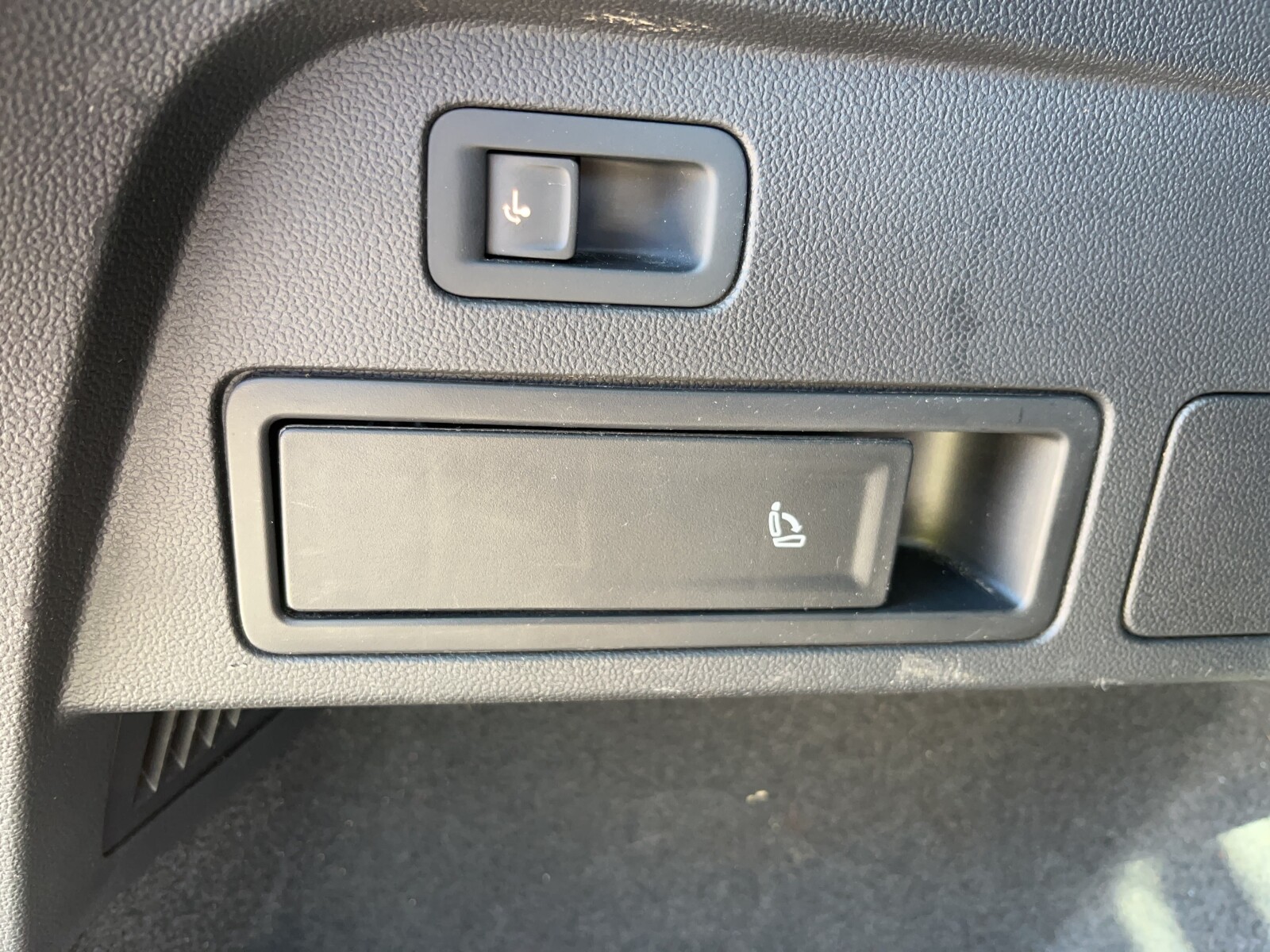 Volkswagen Tiguan Allspace - zdjęcie 16