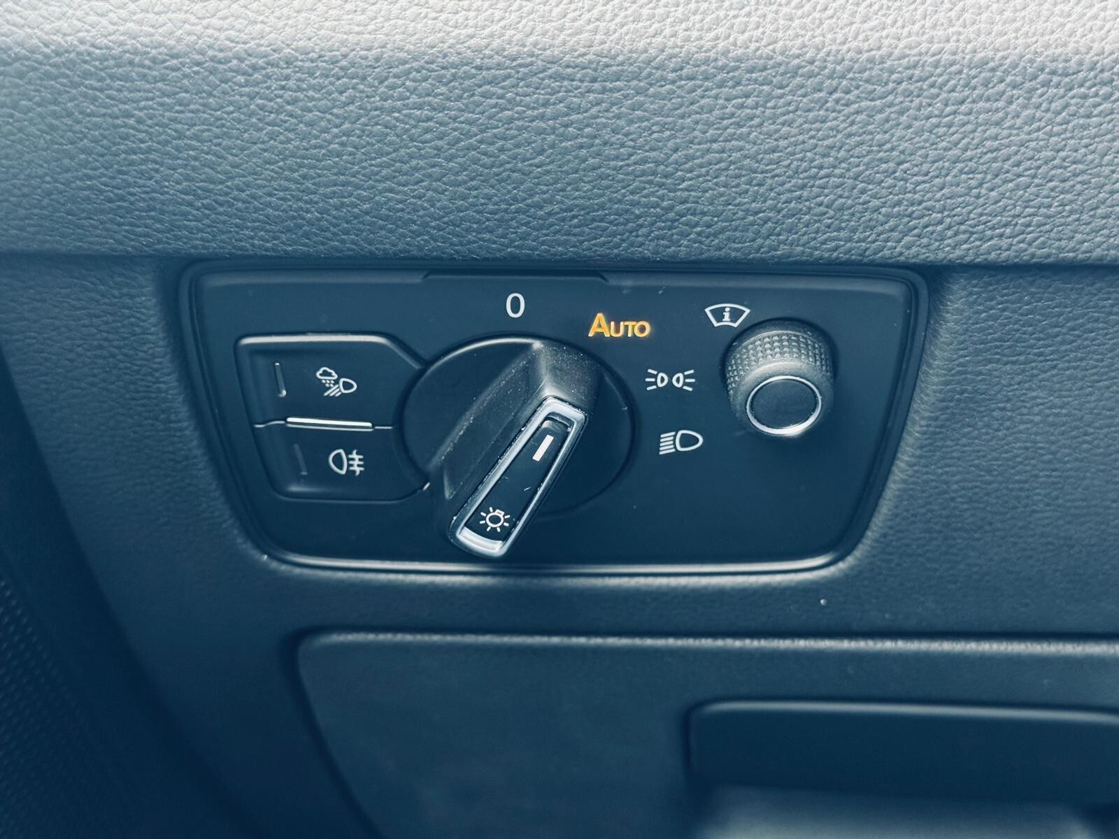 Volkswagen Arteon - zdjęcie 30