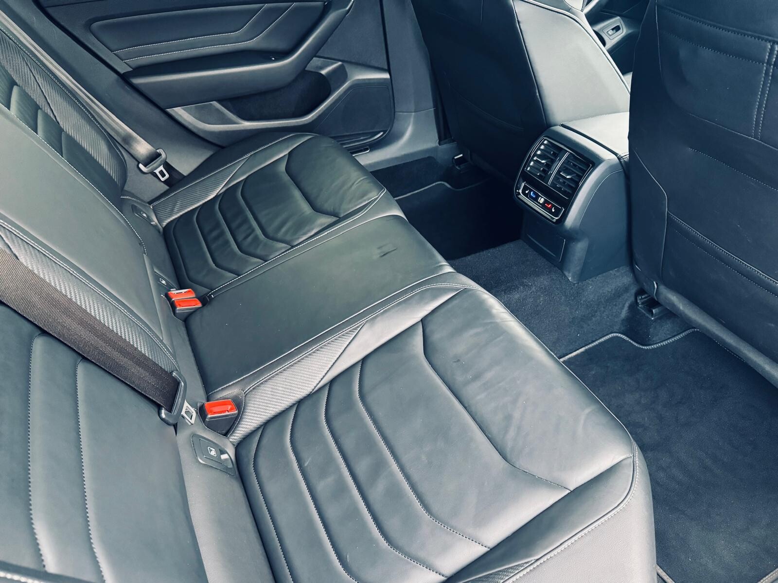 Volkswagen Arteon - zdjęcie 18