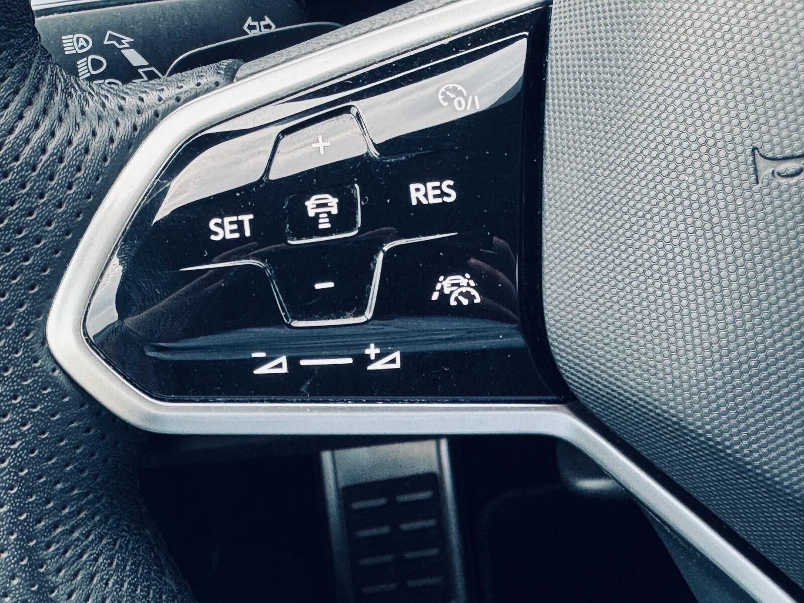 Volkswagen Arteon - zdjęcie 20