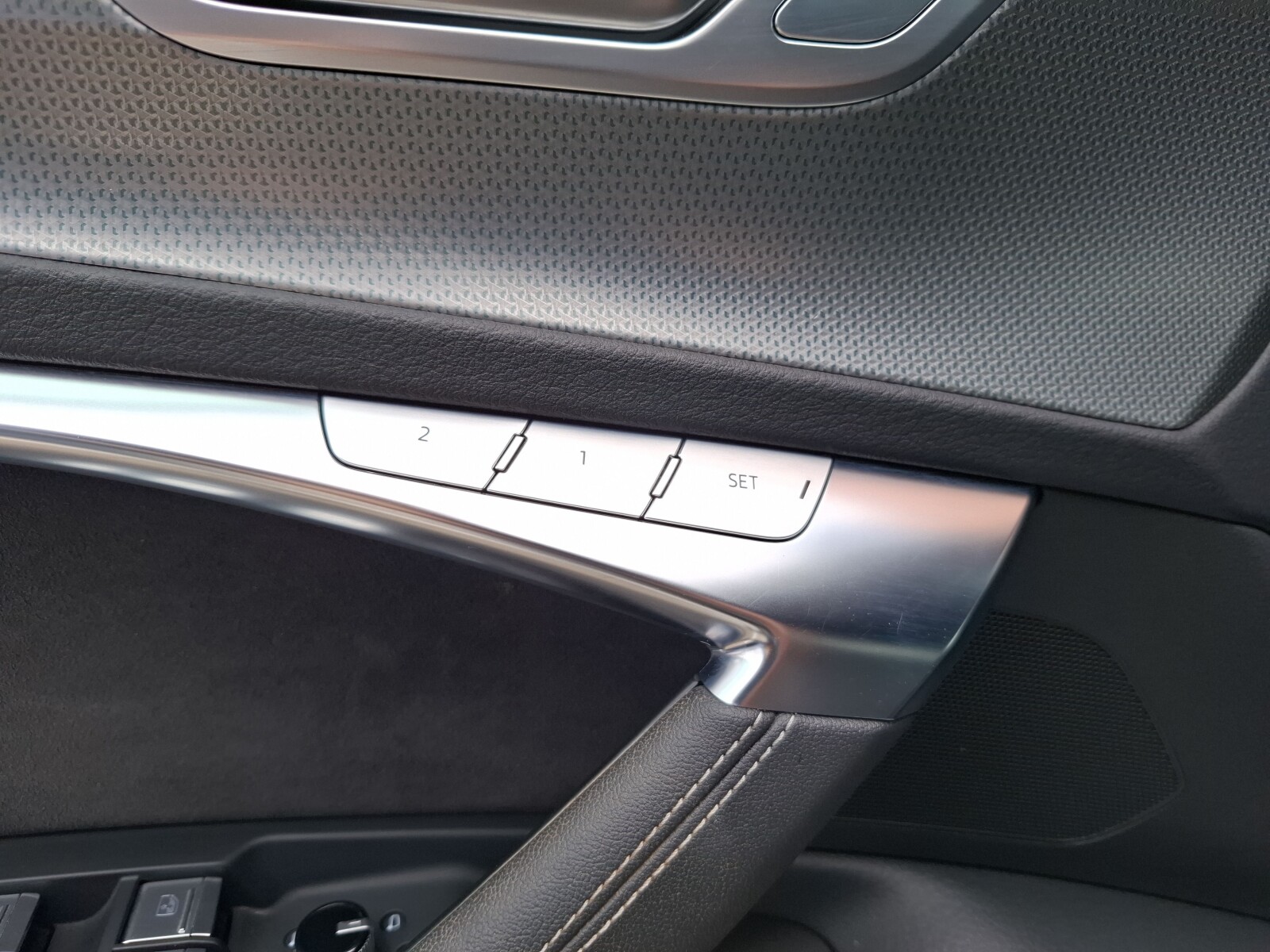 Audi A6 allroad - zdjęcie 26