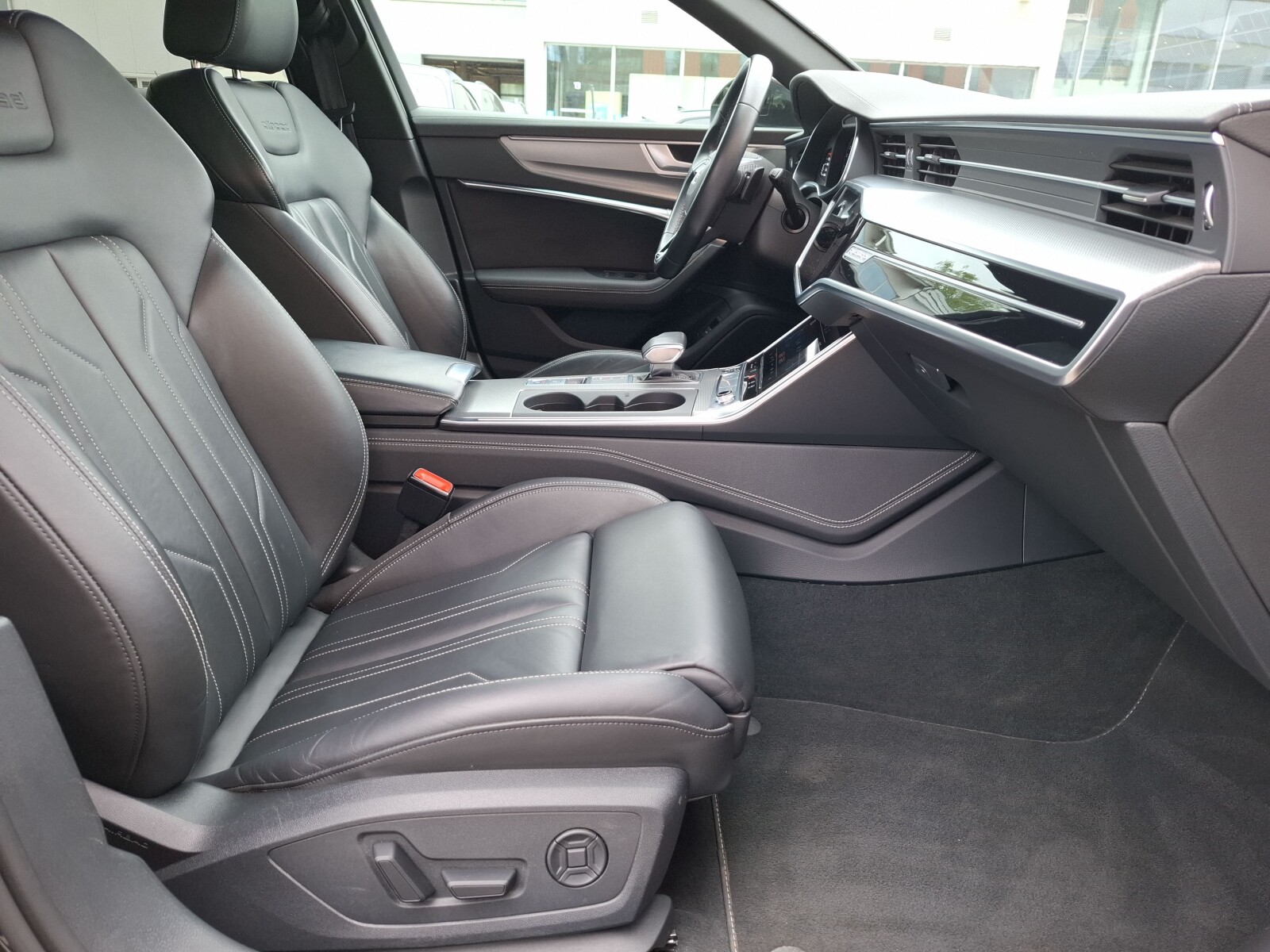 Audi A6 allroad - zdjęcie 19