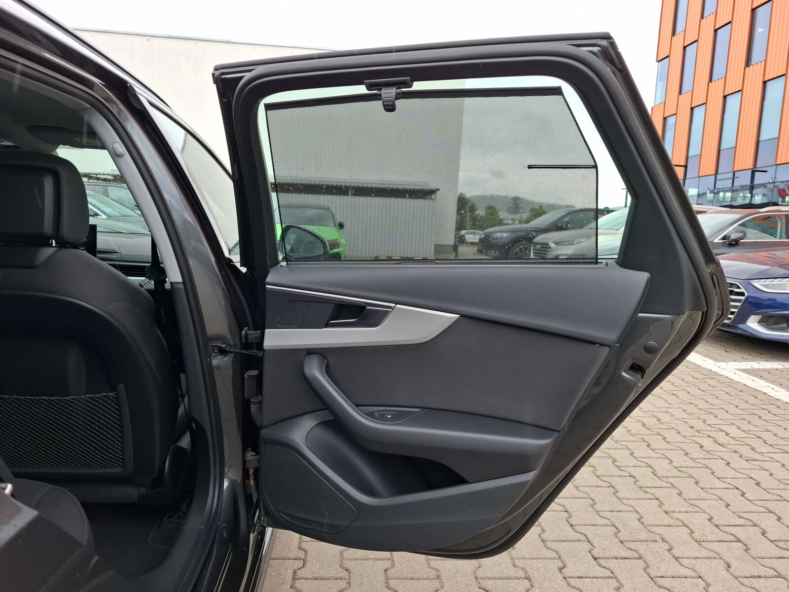 Audi A4 Avant - zdjęcie 24