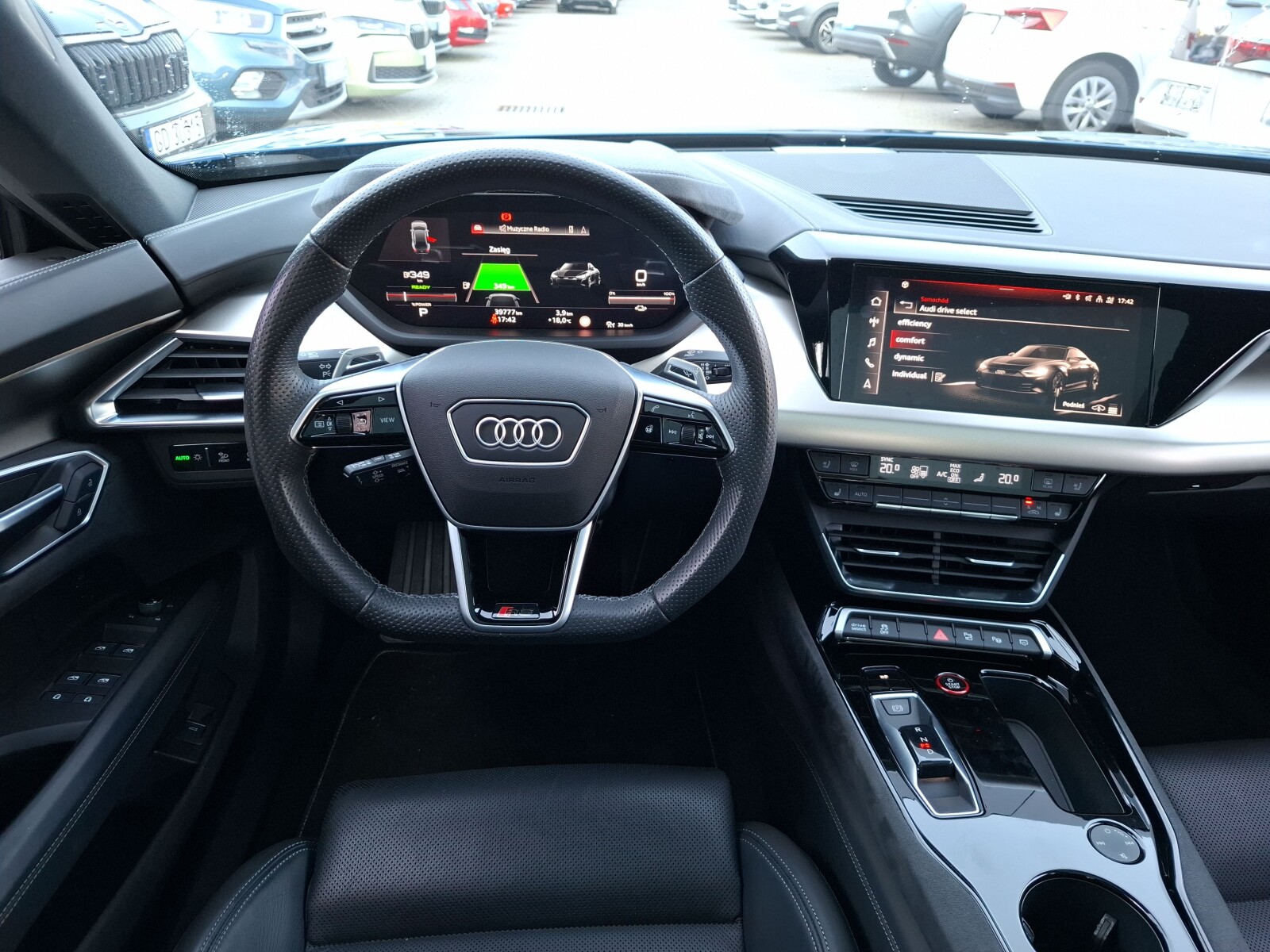 Audi RS e-tron GT - zdjęcie 10