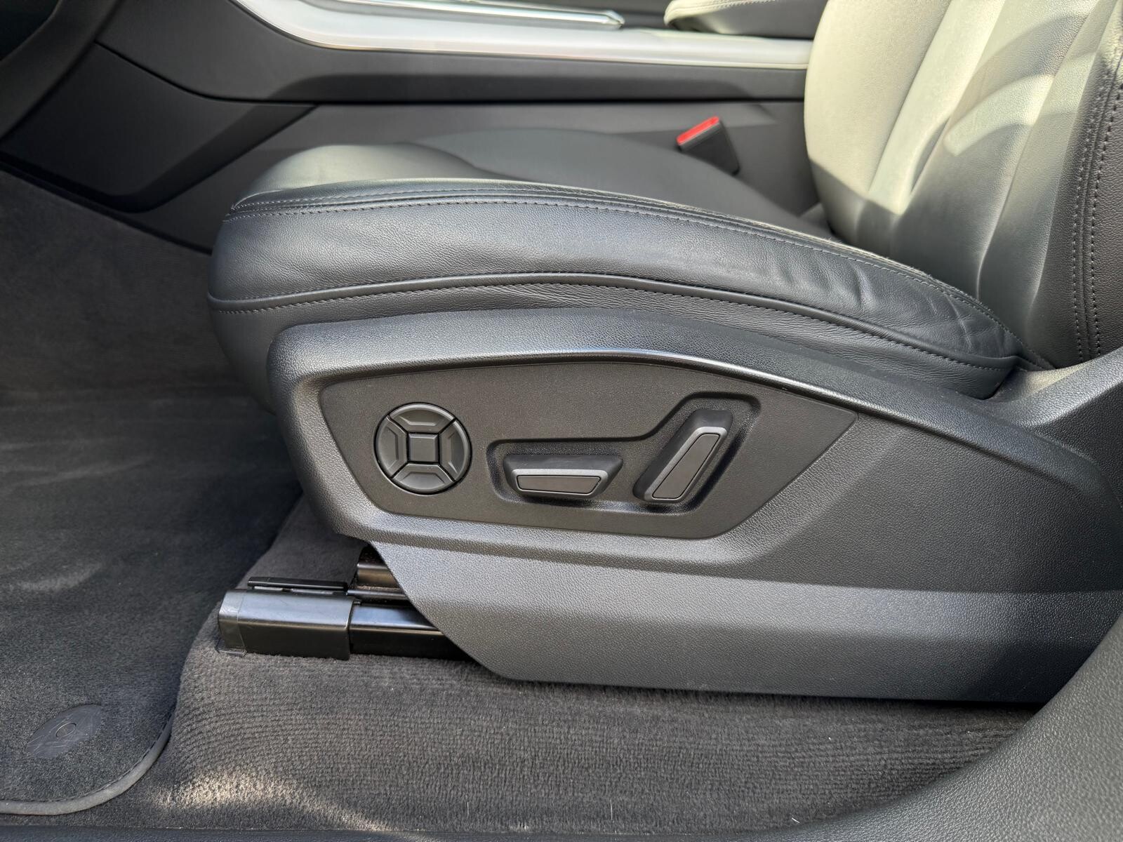 Audi Q8 - zdjęcie 16