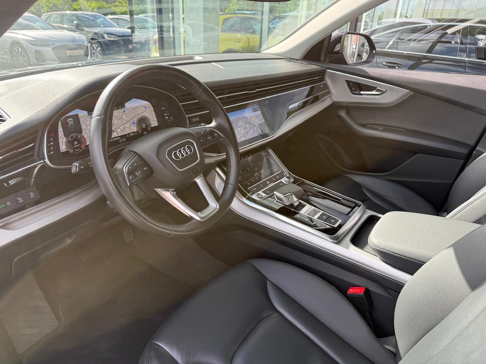 Audi Q8 - zdjęcie 12