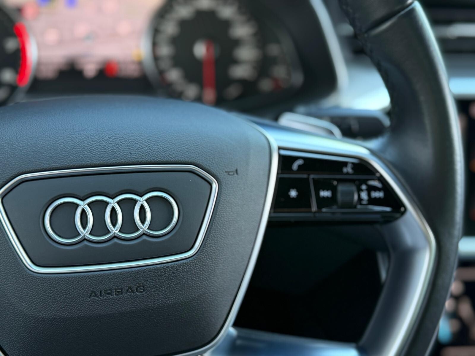 Audi A6 Limousine - zdjęcie 28