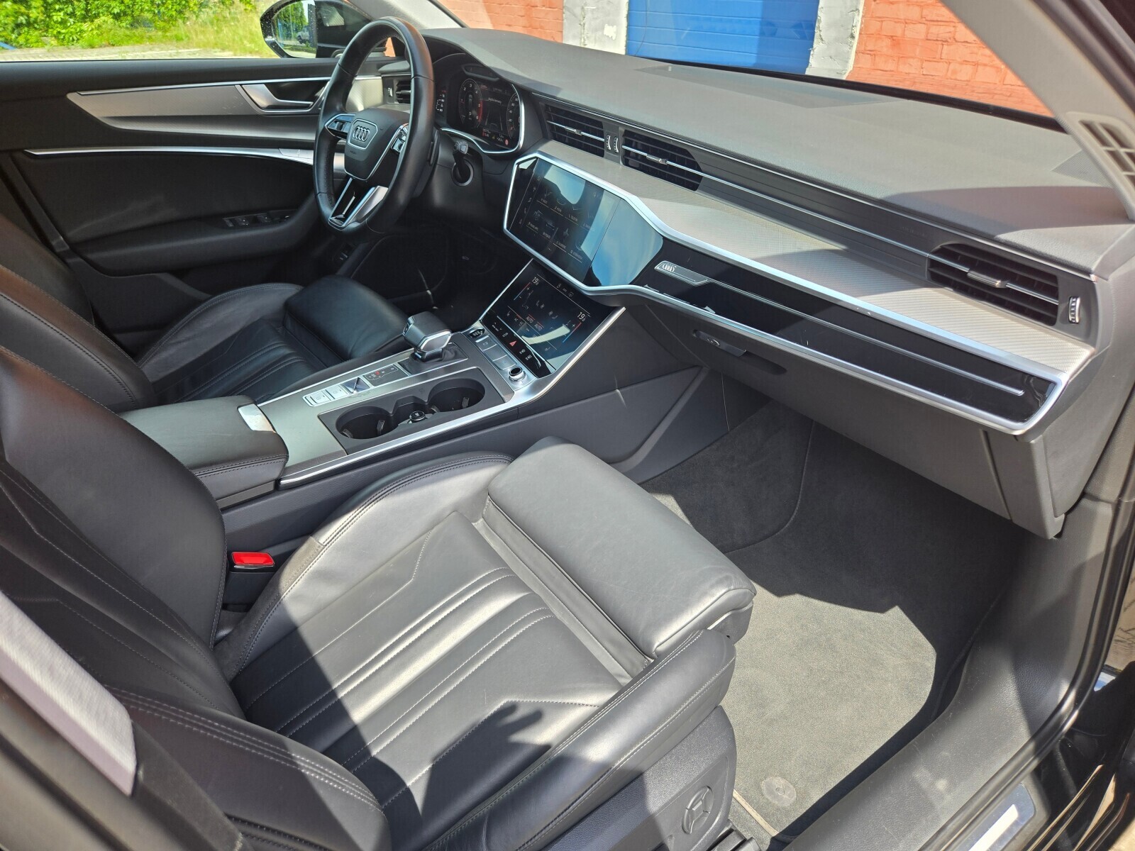 Audi A6 Avant - zdjęcie 23