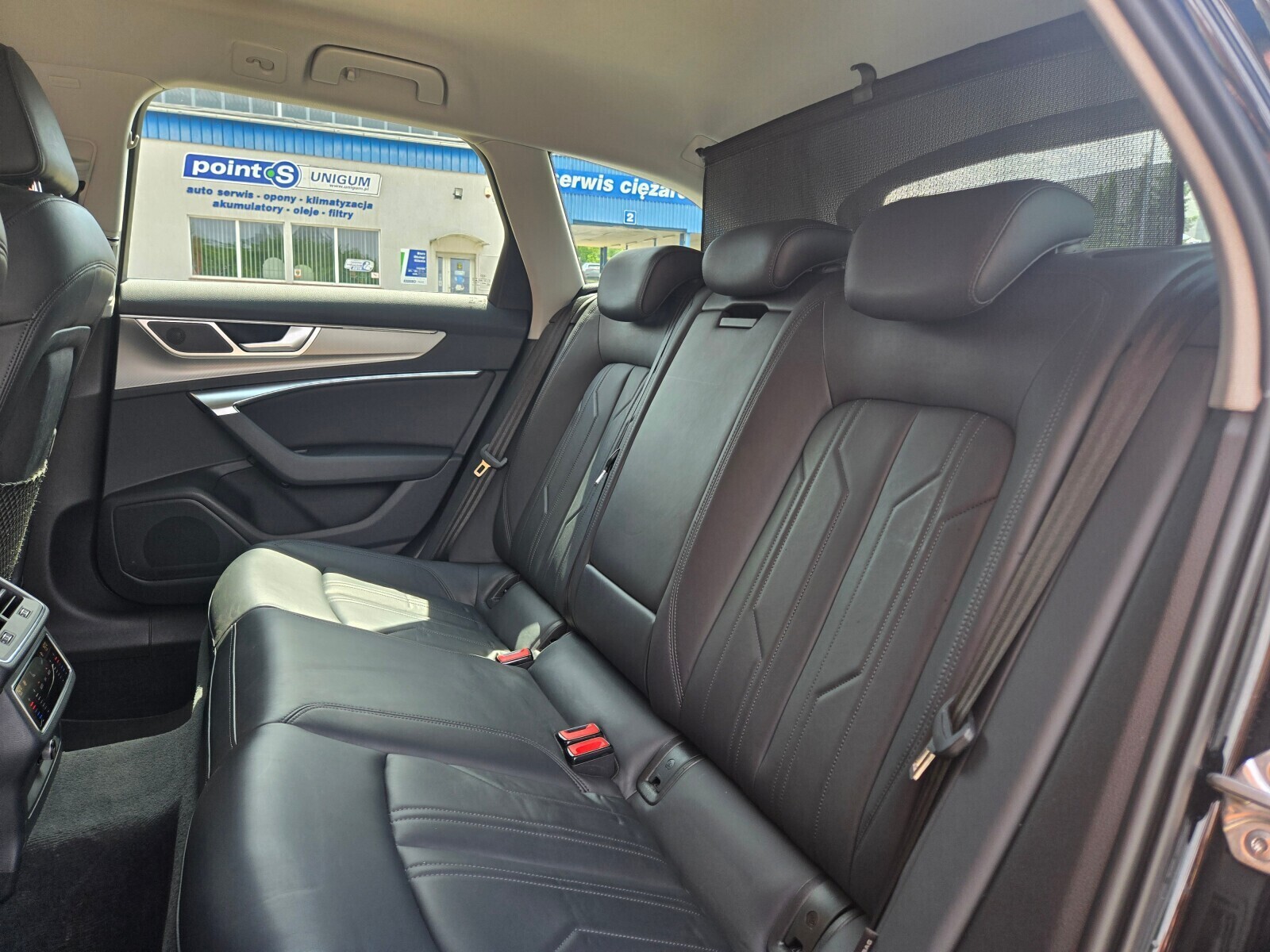 Audi A6 Avant - zdjęcie 12