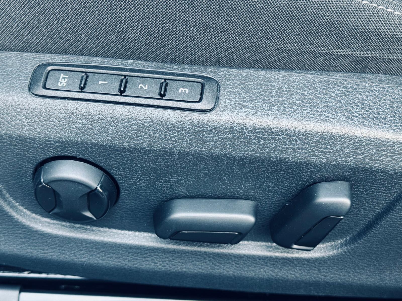 Škoda Superb - zdjęcie 13