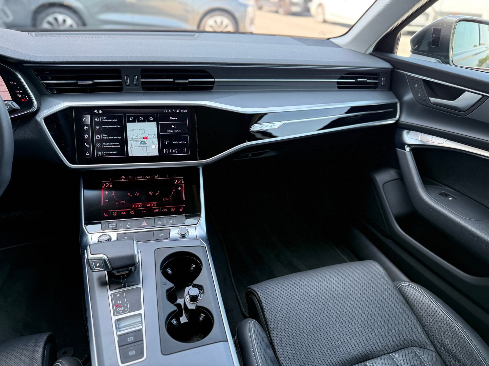 Audi A6 Avant - zdjęcie 17